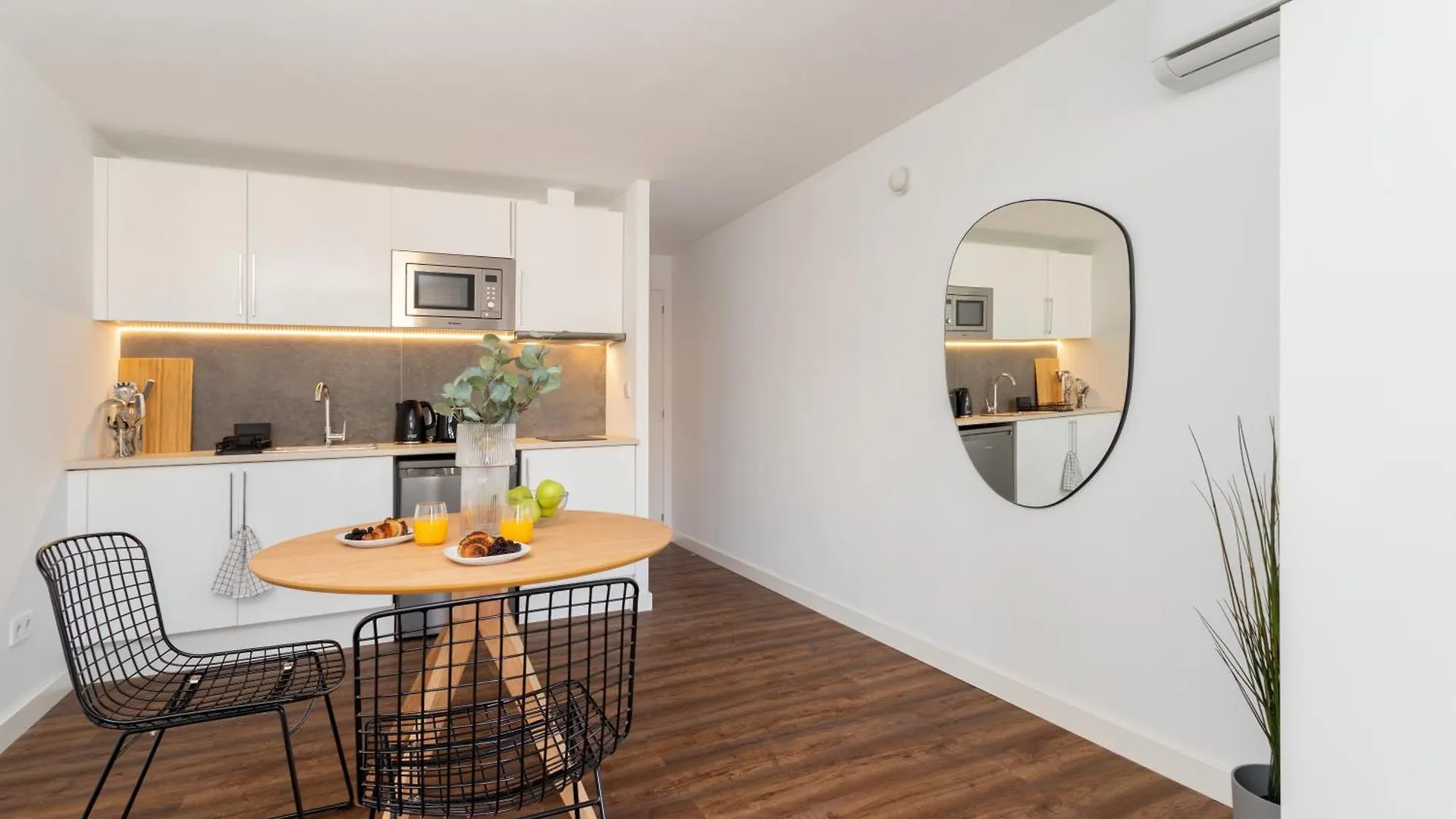 Design Suites Bcn Old Town Barcelona Apartment
