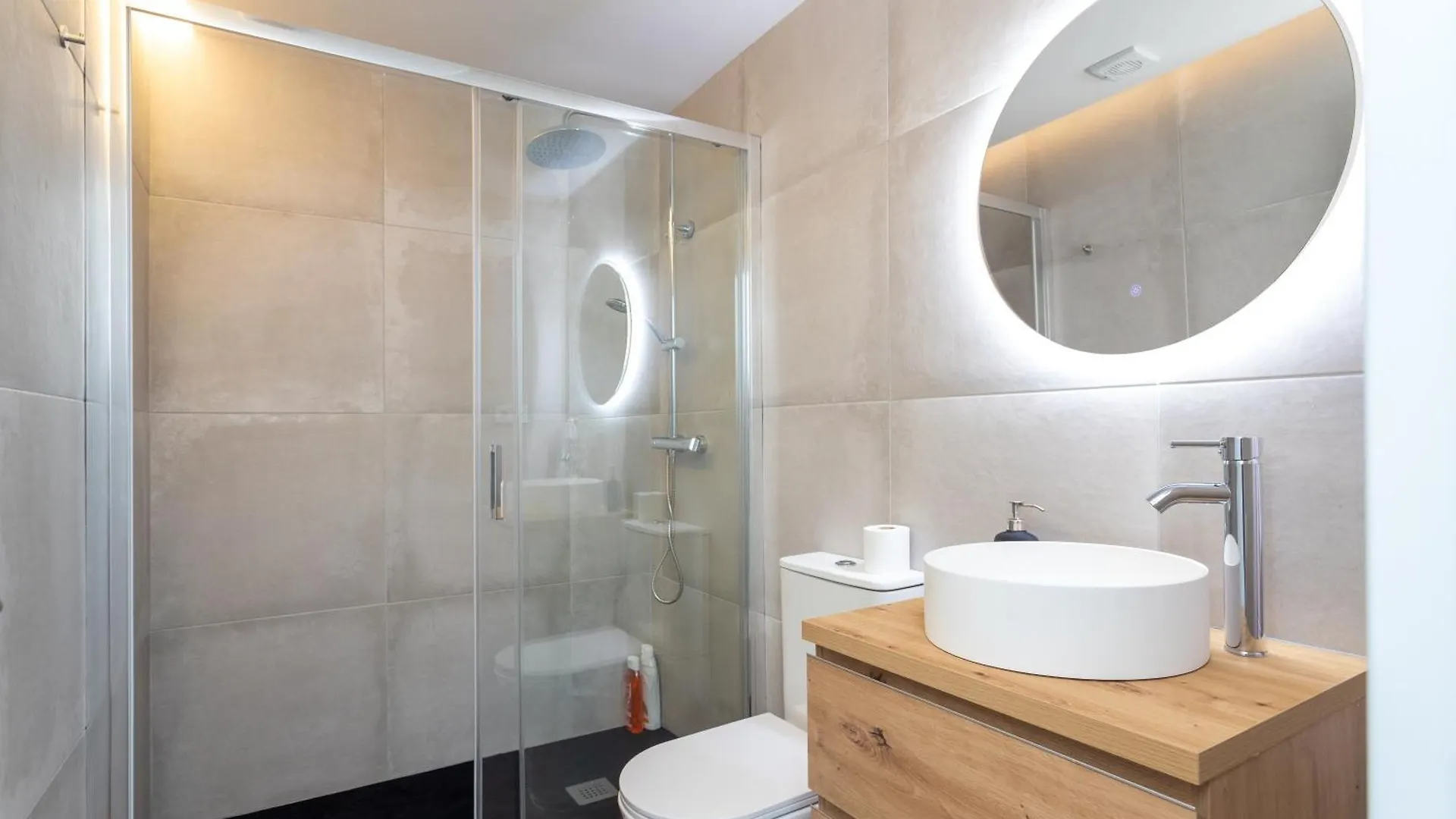 Design Suites Bcn Old Town Barcelona Apartment