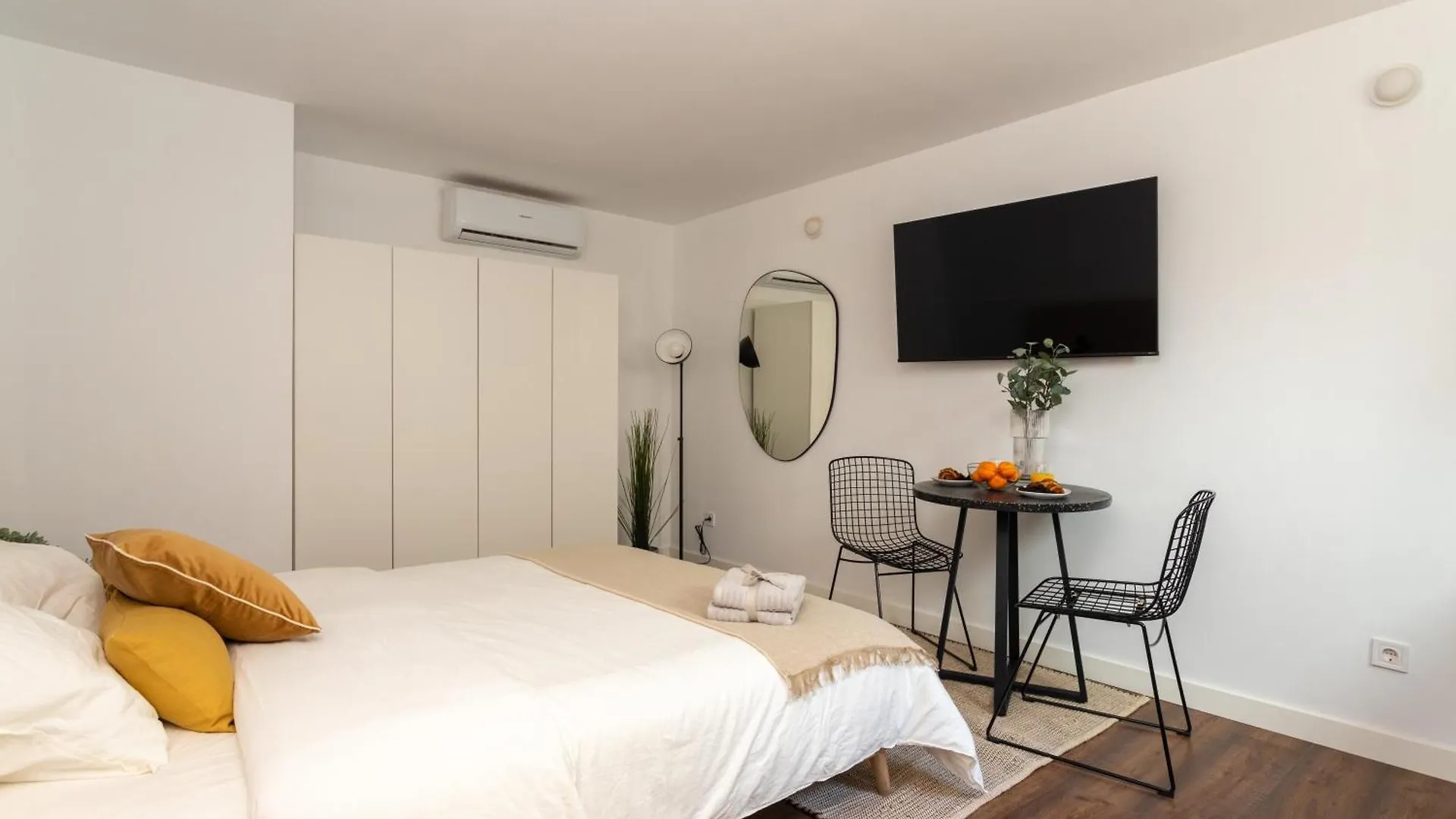 Design Suites Bcn Old Town Barcelona Apartment